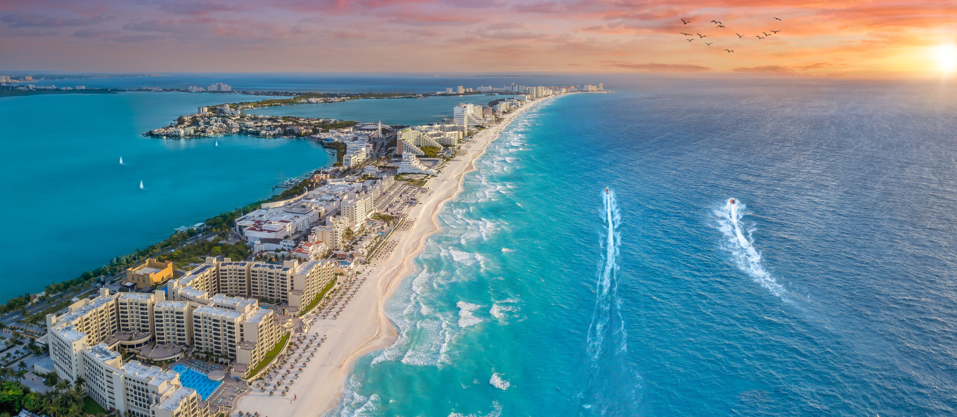 Vista aérea de la playa de Cancún, Quintana Roo